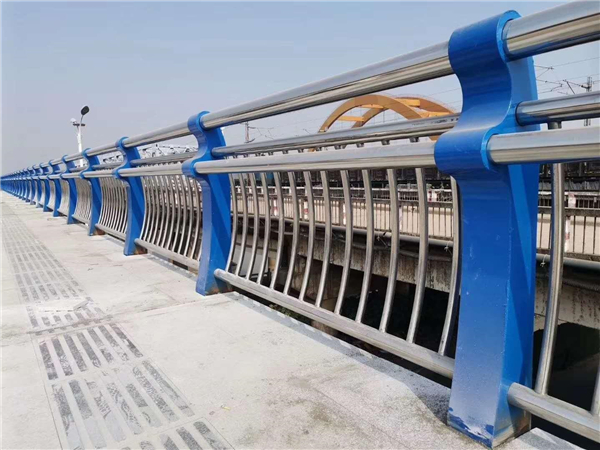贵州304不锈钢复合管护栏的生产工艺揭秘